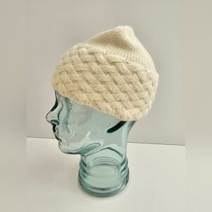 Calvin Klein Cream Cable Knit Alpaca Wool Blend Beanie Hat